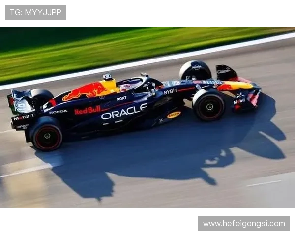 红牛车队再掀风波维斯塔潘与车队策略分歧引发F1赛季新悬念 红牛车队再掀风波维斯塔潘与车队策略分歧引发F1赛季新悬念