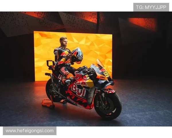 MotoGP赛季最新动态:各大车队阵容调整与技术创新抢占焦点 MotoGP赛季最新动态:各大车队阵容调整与技术创新抢占焦点