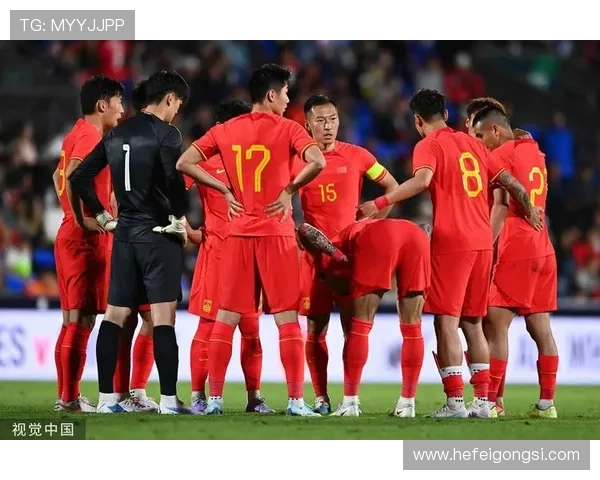 中国足球队备战世界杯预选赛 展现全新阵容与战术风采 中国足球队备战世界杯预选赛 展现全新阵容与战术风采