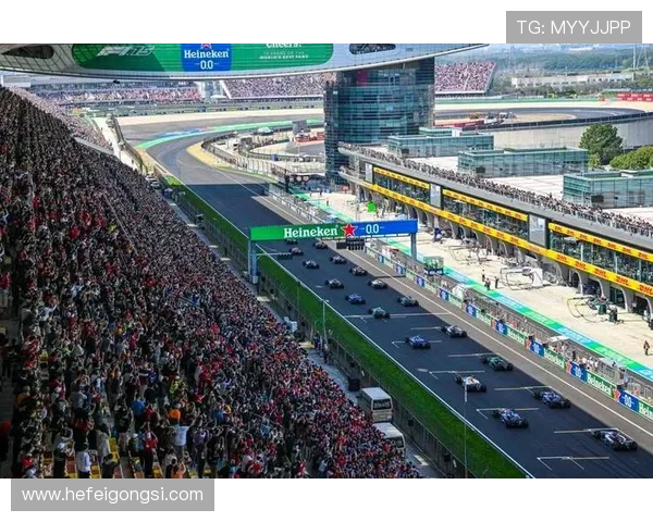 新赛季F1车队竞争加剧车手表现成焦点引发全球车迷持续不断热议