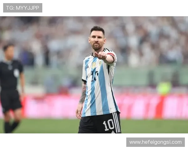 梅西转会后首次亮相巴黎大秀技术队友纷纷点赞